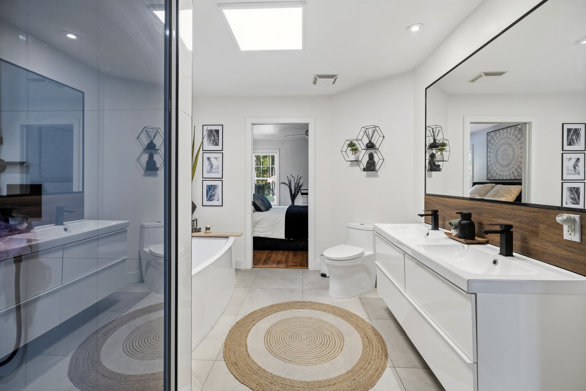 Ensuite bathroom